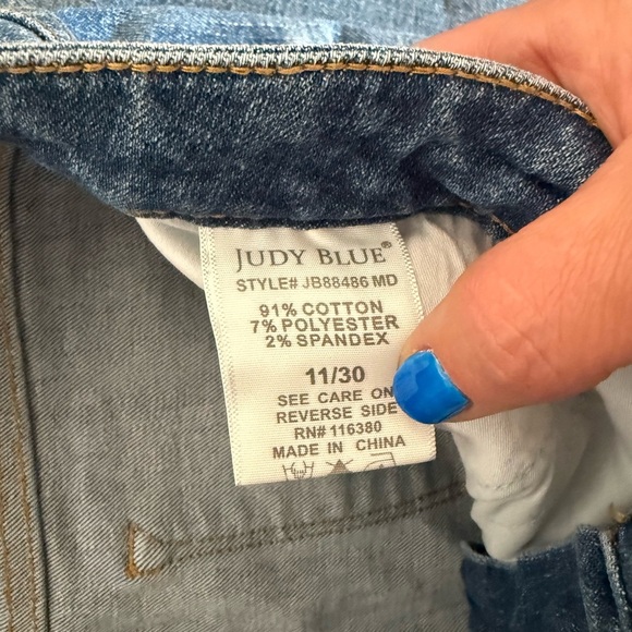 Judy Blue Women’s Giselle Tummy Control Release Hem Flare Jeans, size 11/30 - Picture 2 of 9